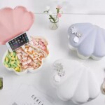 Shell-Shaped Snack Plate