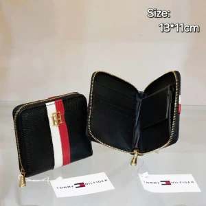 محفظة جلد حريمي متعددة الجيوب سمراء
