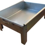 شواية فحم مع سلك شبكه مقاس ( 45 × 30 سم)